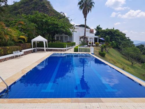 Apulo Villa | LA CASA DE TURRIN