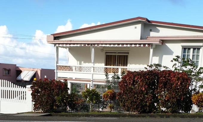 Le Marigot Apartment | La case a Malou