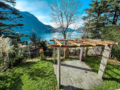 Castagnola Apartment | La Castignola con vista lago di Lugano e giardino condiviso