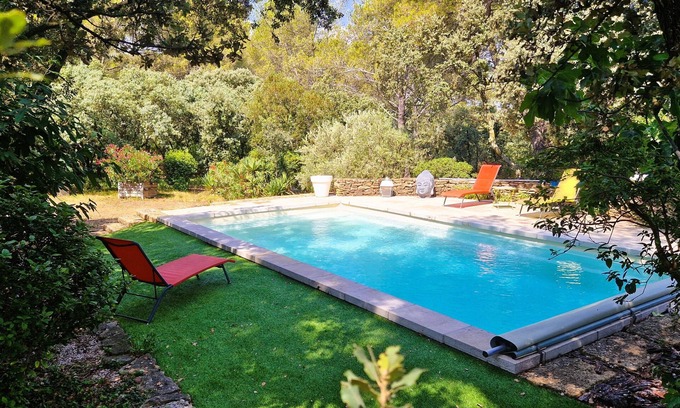 Grans House | La Chênaie, Mas Provençal 6 Personnes Avec Piscine