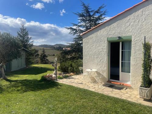 Castelnou Bed & Breakfast | la chambre de l'auxineill