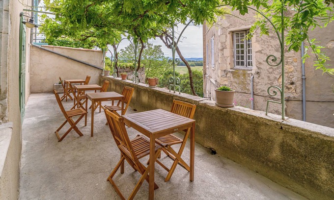Rochemaure Bed & Breakfast | La chambre des Remparts Romantique