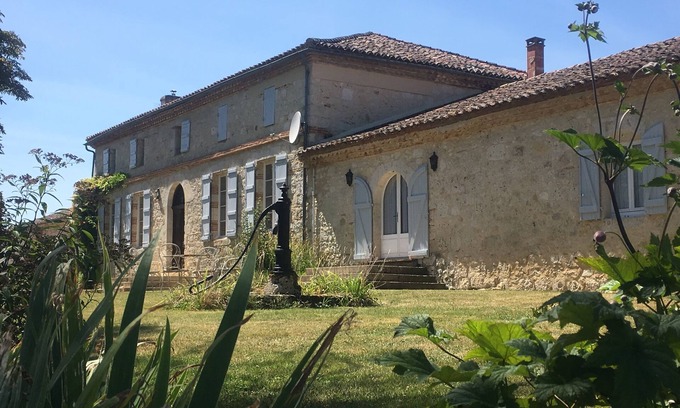 Auvillar House | La chambre du Jardin - Chambre D’hôtes