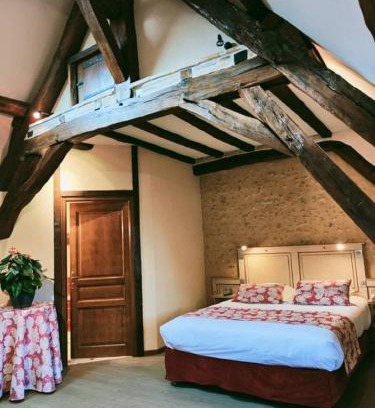 Aubigny-sur-Nere Hotel | La Chaumière