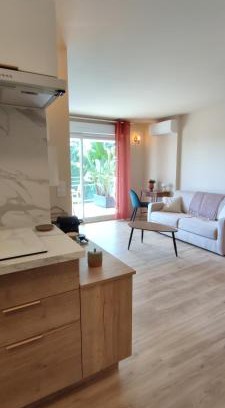 Frejus Apartment | La cigale blanche