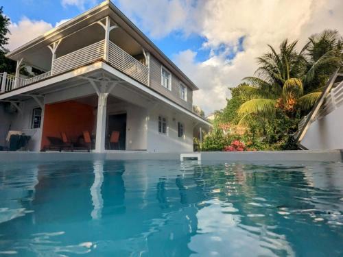 Riviere-Salee Apartment | La Citronnade