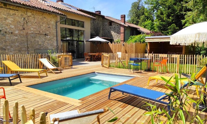 Saint-Victurnien House | La cle des champs