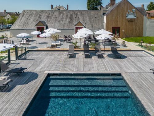 Maslives Hotel | La Clef des Châteaux