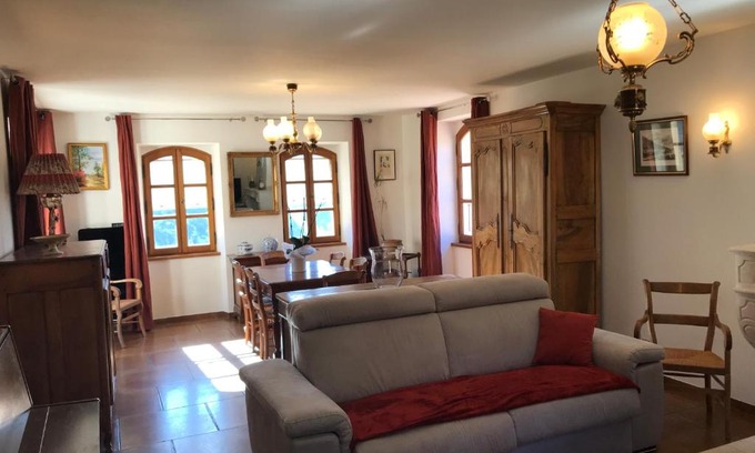 Plaisians House | La Clue/le Jas du Ventoux