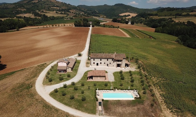Montelovesco Other | La Collina del Sole Beautiful Umbrian Property with Infinity Pool for 11 Guests