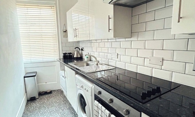 St. Helier Apartment | La Colomberie Guest Room