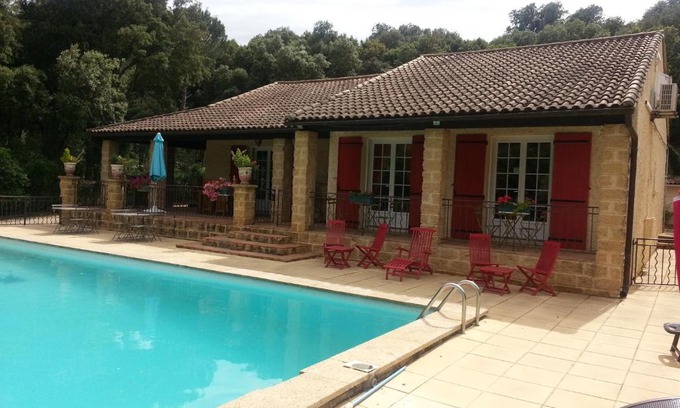 Remoulins Bed & Breakfast | La Combe Joseph