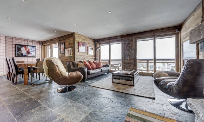 Saint-Pierre-de-Clages Apartment | La Cordée 4 luxury ski lift Spa access
