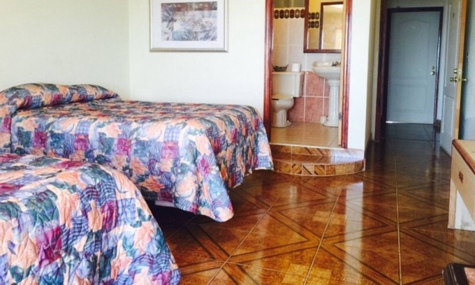 Camalu Hotel | La Cueva Del Pirata