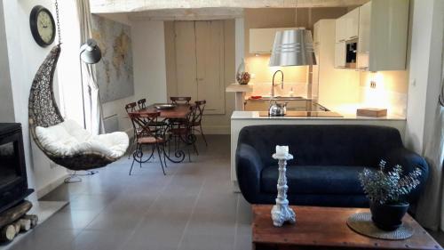 Nuits-Saint-Georges Apartment | La Cuvée-Saint-Georges