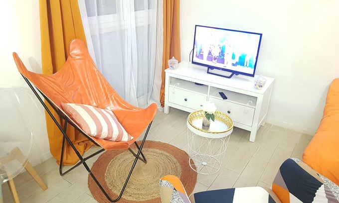 Saint-Denis Apartment | La Détente Porte de Paris/Stade de France