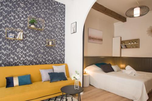 Toulouse City-Centre Apartment | La Dame du Taur by Cocoonr