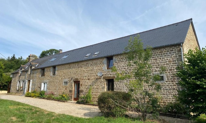 Beauvain Apartment | La Detourbe holiday Gite
