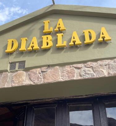 Tilcara Hotel | LA DIABLADA resto bar y hospedaje