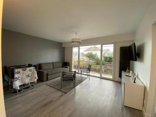 Benerville-sur-Mer Apartment | La digue 45 Rue des Lais de Mer
