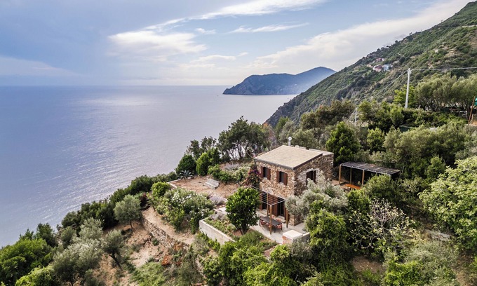 Corniglia House | La Dimora delle Cinqueterre - Corniglia on the Cinqueterre trail