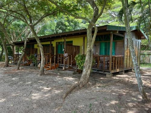 Manzanillo House | La Ensenada Lodge