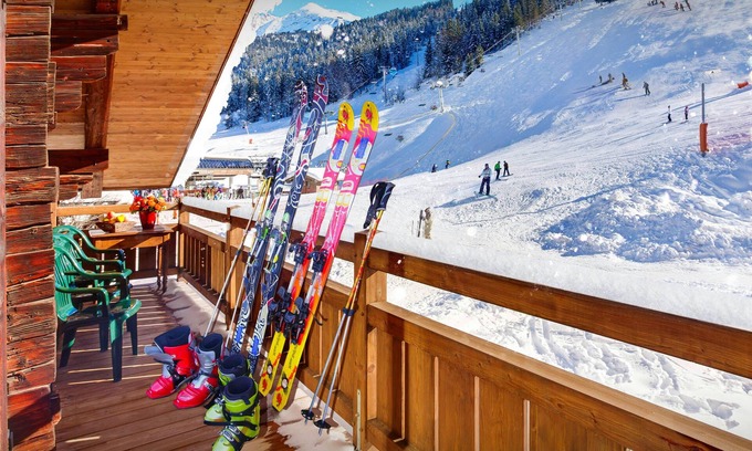 La Clusaz Ski Chalet | La Ferme à Juju - alpine ski-in ski-out for 8 spa & views - OVO Network