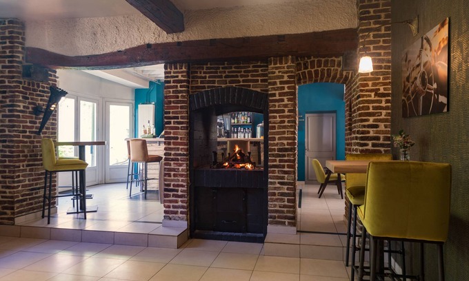 Lompret Hotel | La Ferme Blanche, The Originals Relais