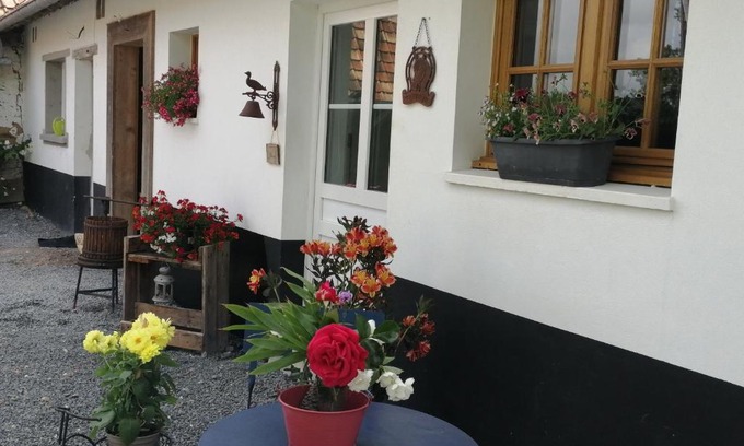 Arrest House | La ferme de Mademoiselle Jeanne