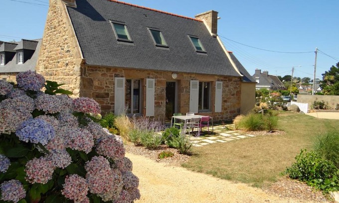 Tregastel House | La Fermette de TREGASTEL, classée 3 étoiles