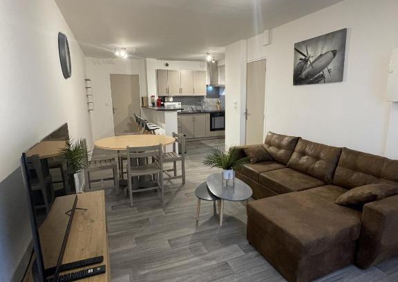 Yvre-l'Eveque Apartment | La Feuillette - Cosy - Wifi - 4 personnes - Rêve au Mans
