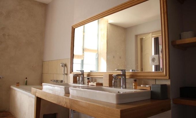 Semur-en-Auxois Bed & Breakfast | La Fontaignotte