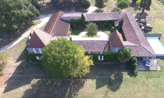 Blasimon Apartment | La Fricatour au Domaine de Brandeau