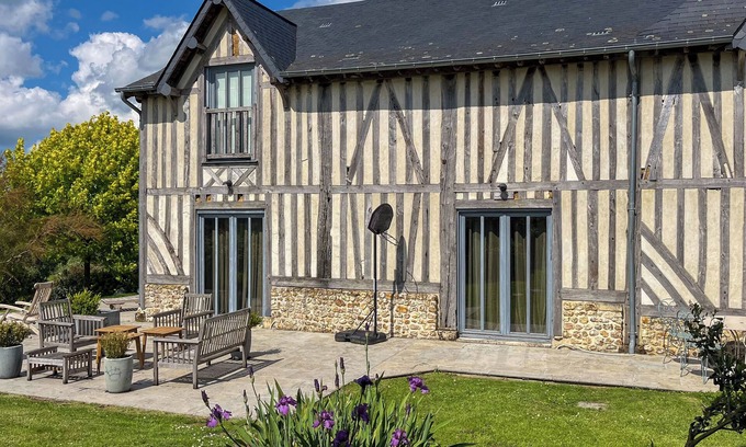 Saint-Pierre-de-Cormeilles House | La Grange aux Biches, 15 min from Pont l'Evêque 9P