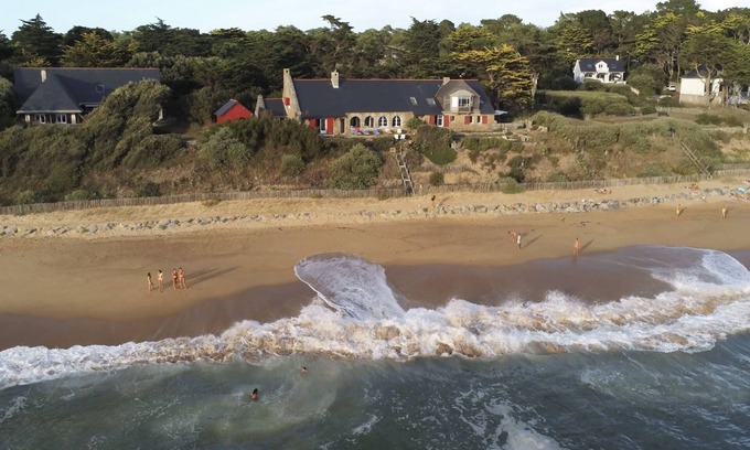 Pornichet House | LA GRANDE CHARTREUSE PORNICHET LA BAULE DIRECT ACCESS TO THE BEACH