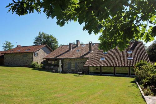 Saint-Jouvent Bed & Breakfast | La grande foret