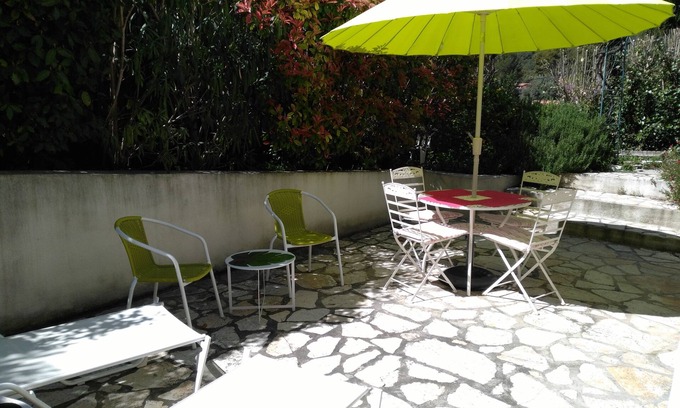 Ceyreste House | La Granette ground floor of provencal villa