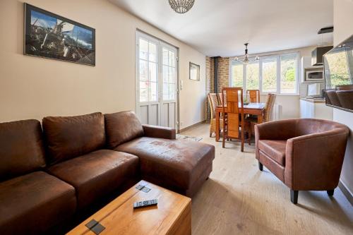 Bernieres-sur-Mer House | La Grange des Ours - Proche de la plage