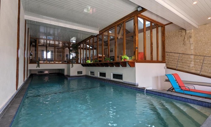 Blanzaguet-Saint-Cybard Villa | La grange des Bardins