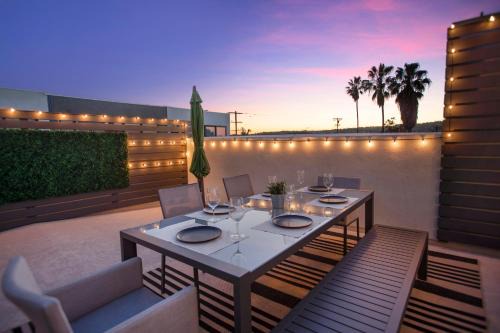 Central San Pedro House | LA Harbor Home with Private Rooftop near #DTLA