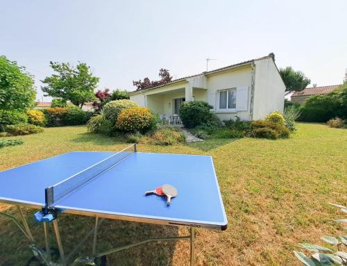 Royan House | La Huppe - MAISON FAMILIALE AVEC JARDIN, CENTRE VILLE, PROCHE PLAGE