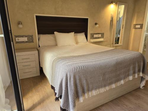Plasencia Apartment | LA Isla de Mirabel