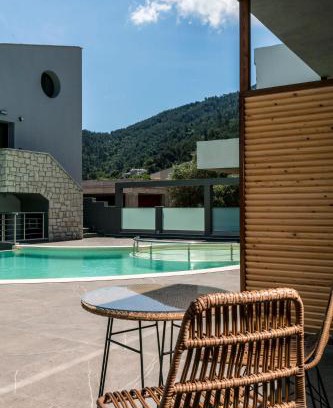 Chrisi Akti Apartment | La Isola Verde