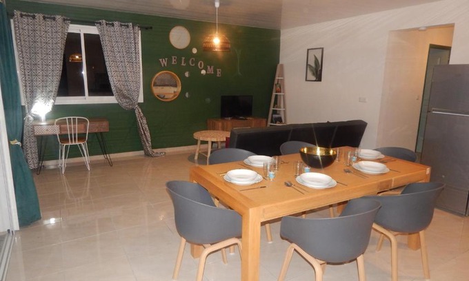 Saint-Pierre Apartment | La kay dédé avec piscine