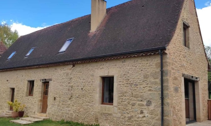 Mauzens-et-Miremont House | La Lauzerie, Perigordian gite with swimming pool