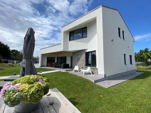 Hontoria House | La llosina Vivienda Vacacional alquiler íntegro