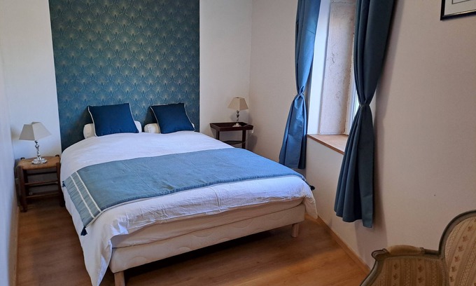 Villie-Morgon House | La Louvière, house sleeps 7 Villié-Morgon Beaujolais tasting possible