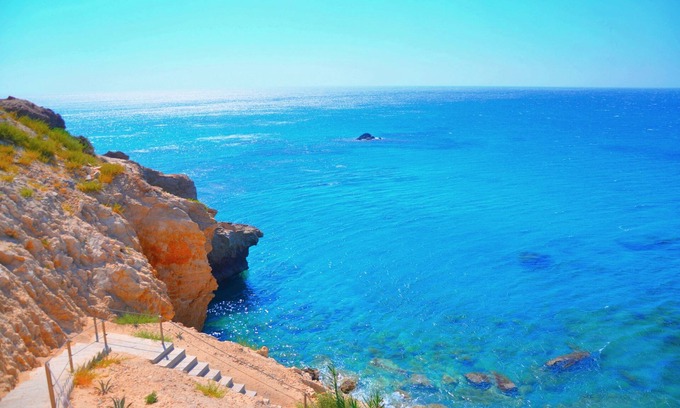 Ferma Apartment | La Luna Blu Apartment "Sole", sea view, 500 meters from the beach