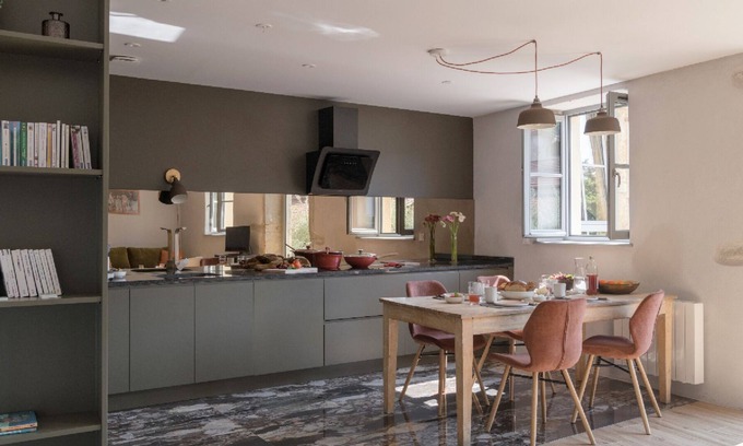 Saint-Germain-au-Mont-d'Or Cabin | La Maison des Monts d’Or bed and breakfast and charming cottages Saint Ge