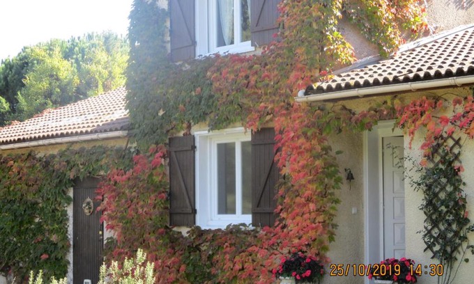 Pezens Bed & Breakfast | La Madeleine